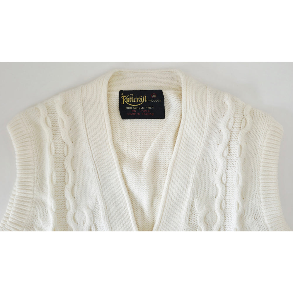 VINTAGE *NEW* 1970's Cream Women's Sweater Vest with Belt 100% Acrylic Size 36