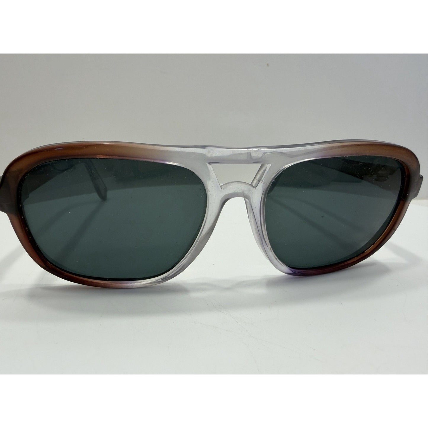VINTAGE *NEW* 1970's Glam Unisex Gradient Frame w/Gray Lenses Sunglasses