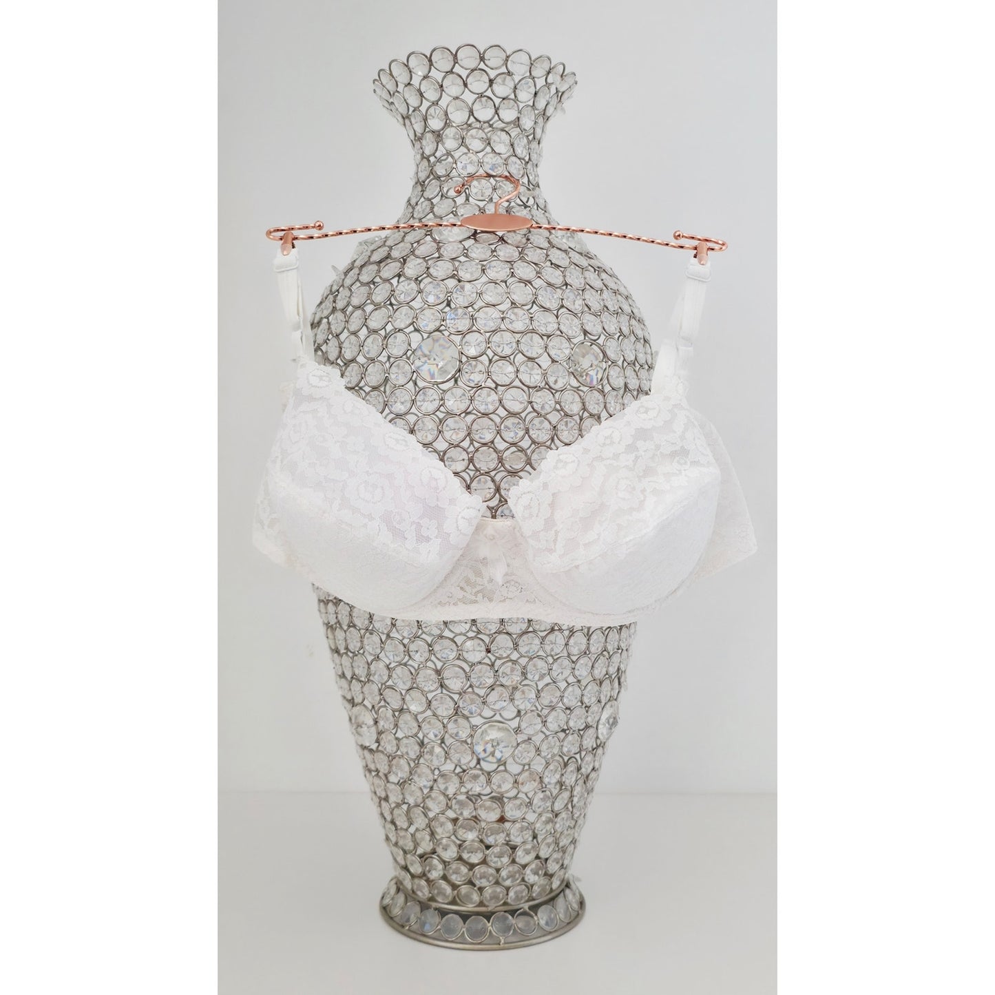 VINTAGE *NEW* 1960's Women's White Lace Push-Up Bra Size 34A USA