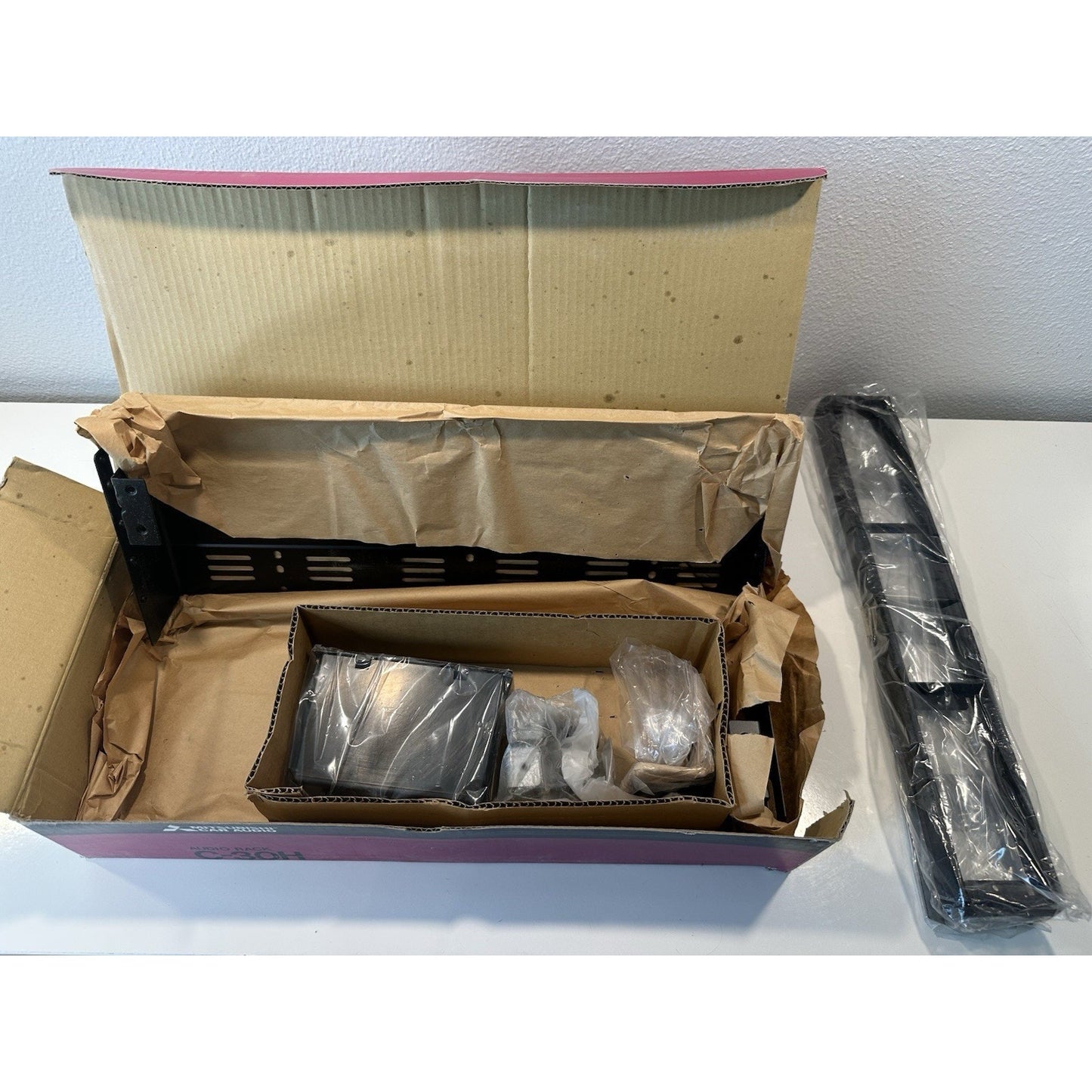VINTAGE *NEW* Mitsubishi C-30H Car Audio Rack Deck/Amp/Tuner