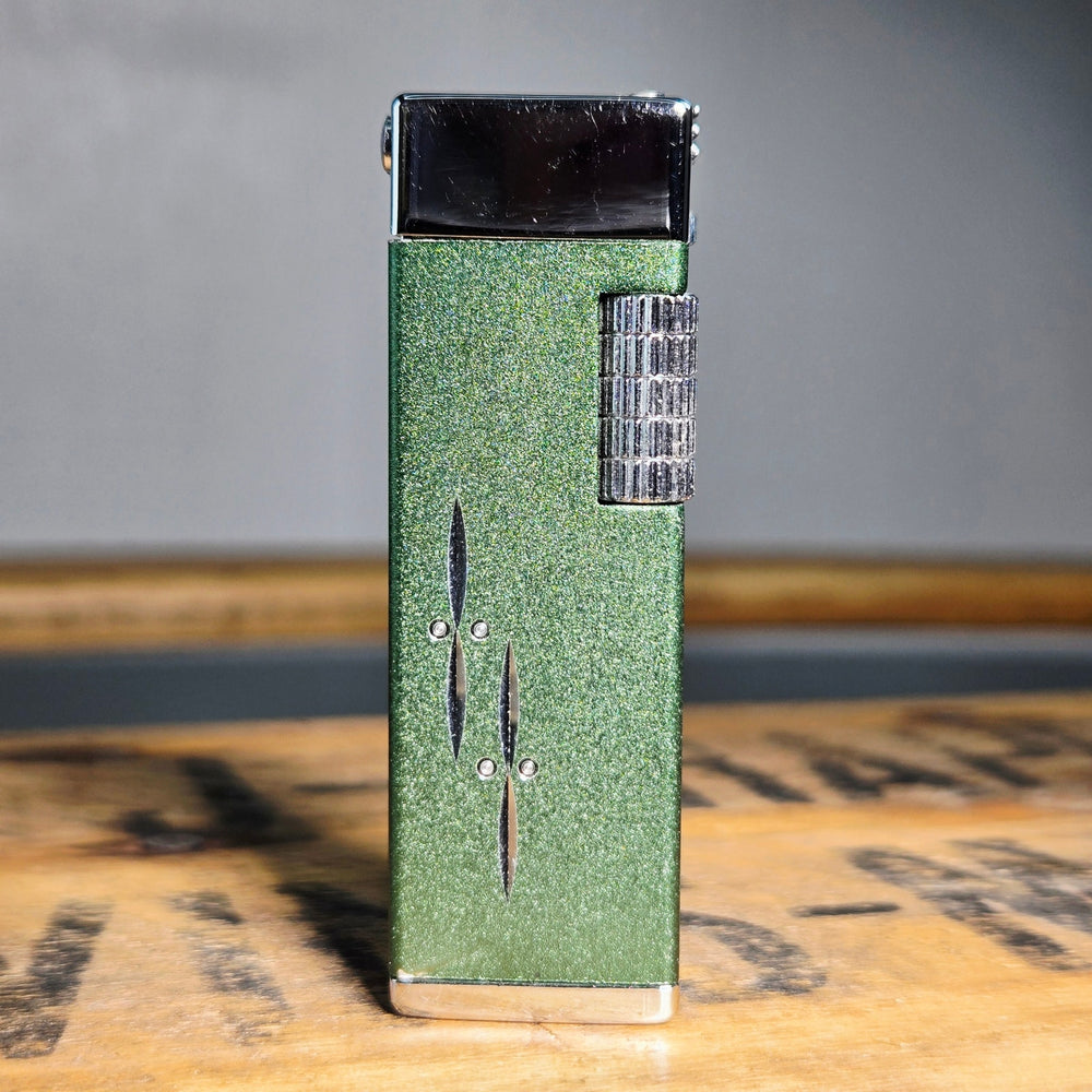 VINTAGE *NEW* 1960's Green INAC Butane Lighter Japan