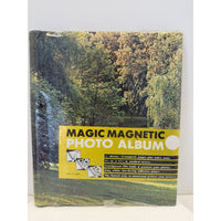 VINTAGE *NEW* 1960's Magnetic Photo Album 20 Pages Park Scene