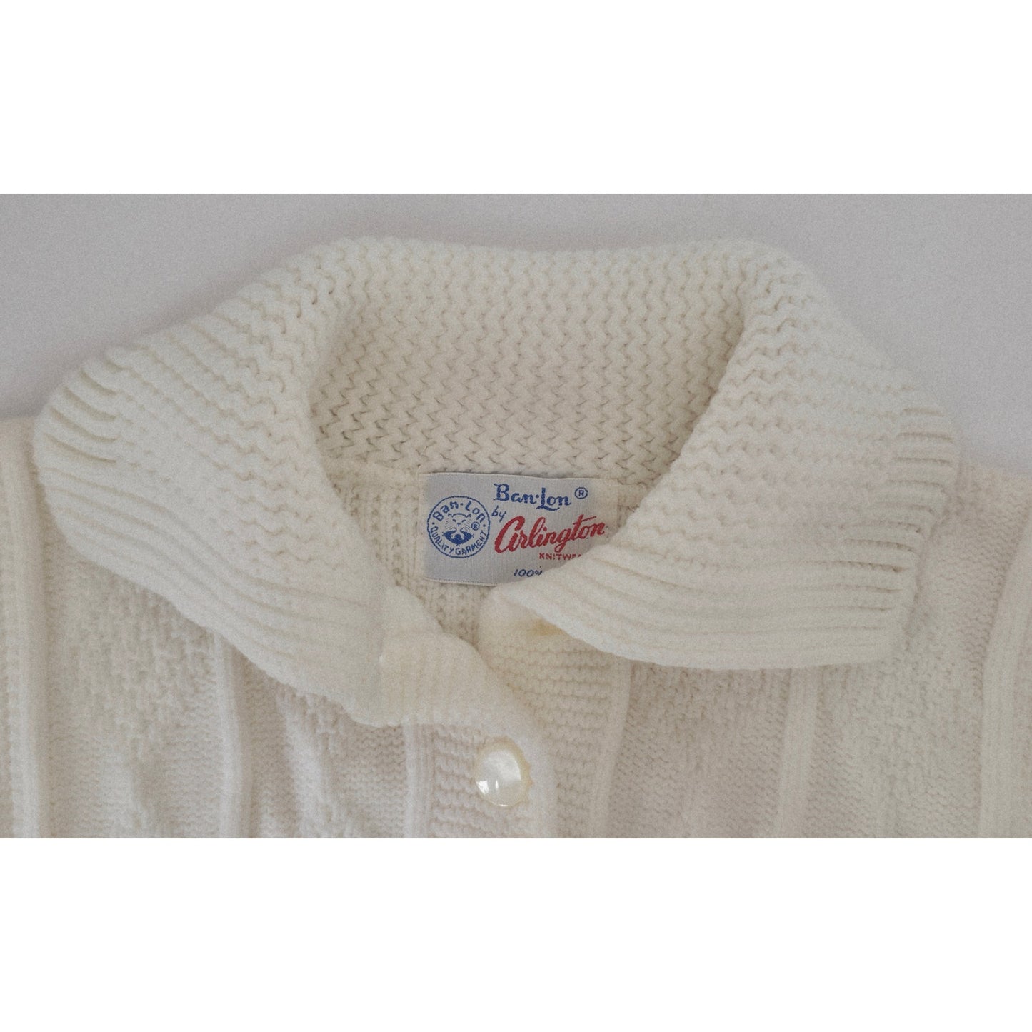 VINTAGE *NEW* 1960's Women's White Collared Button Down Sweater 100% Nylon Sz 38