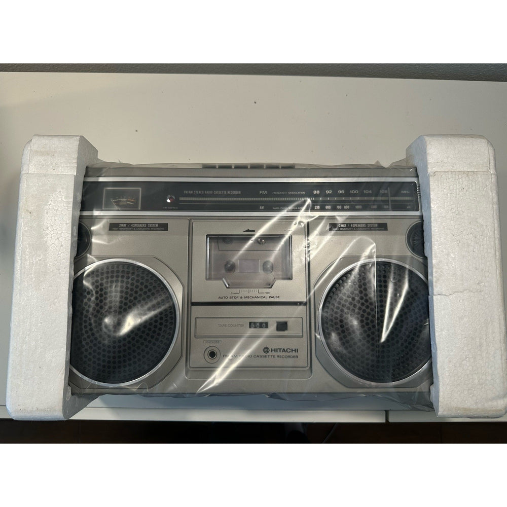 VINTAGE *NEW* 80's Hitachi TRK-7500H Boom Box Radio Cassette Recorder