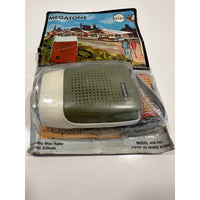 VINTAGE *NEW* ROBIN AIE-741 Green Solid State Micro Transistor Radio