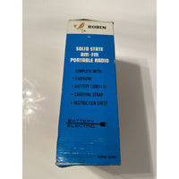 VINTAGE *NEW* Robin #2066 Solid State AM/FM Portable Radio