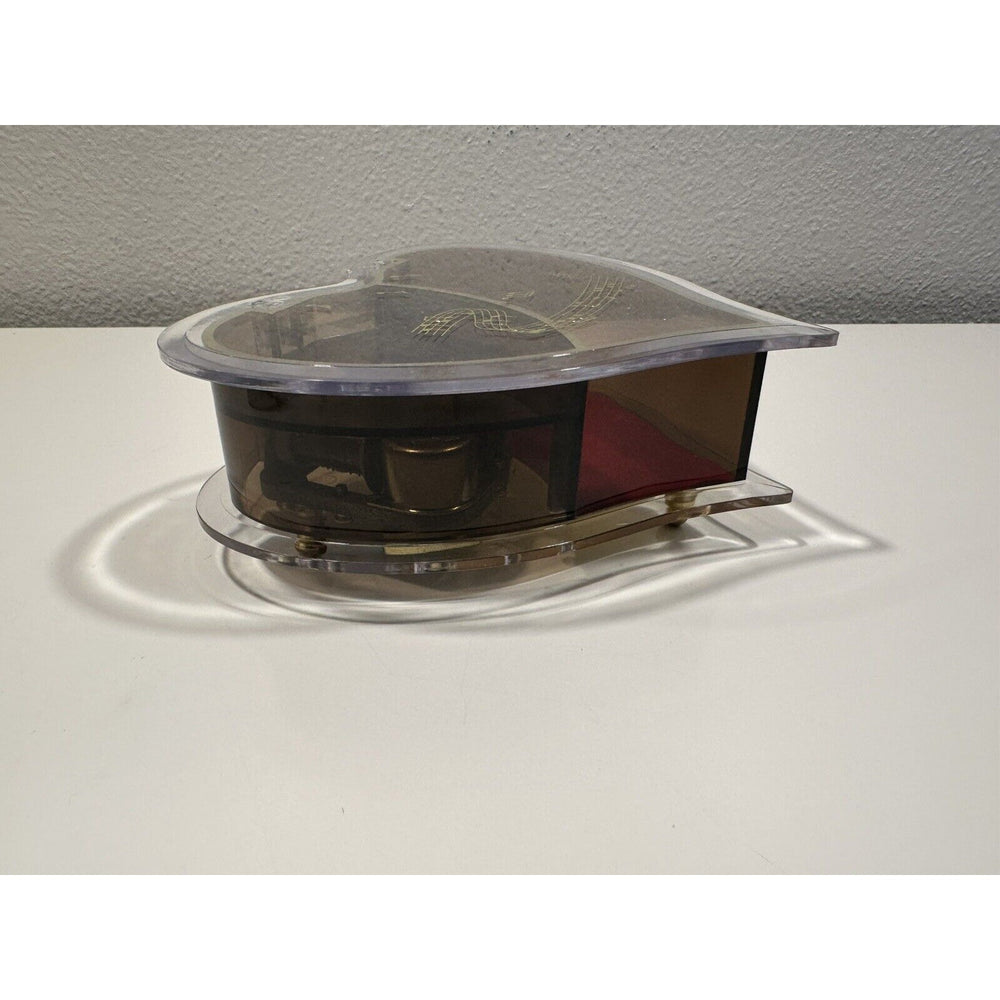 VINTAGE *NEW* Sankyo Heart Jewelry Music Box Plays "Light Up My Life"