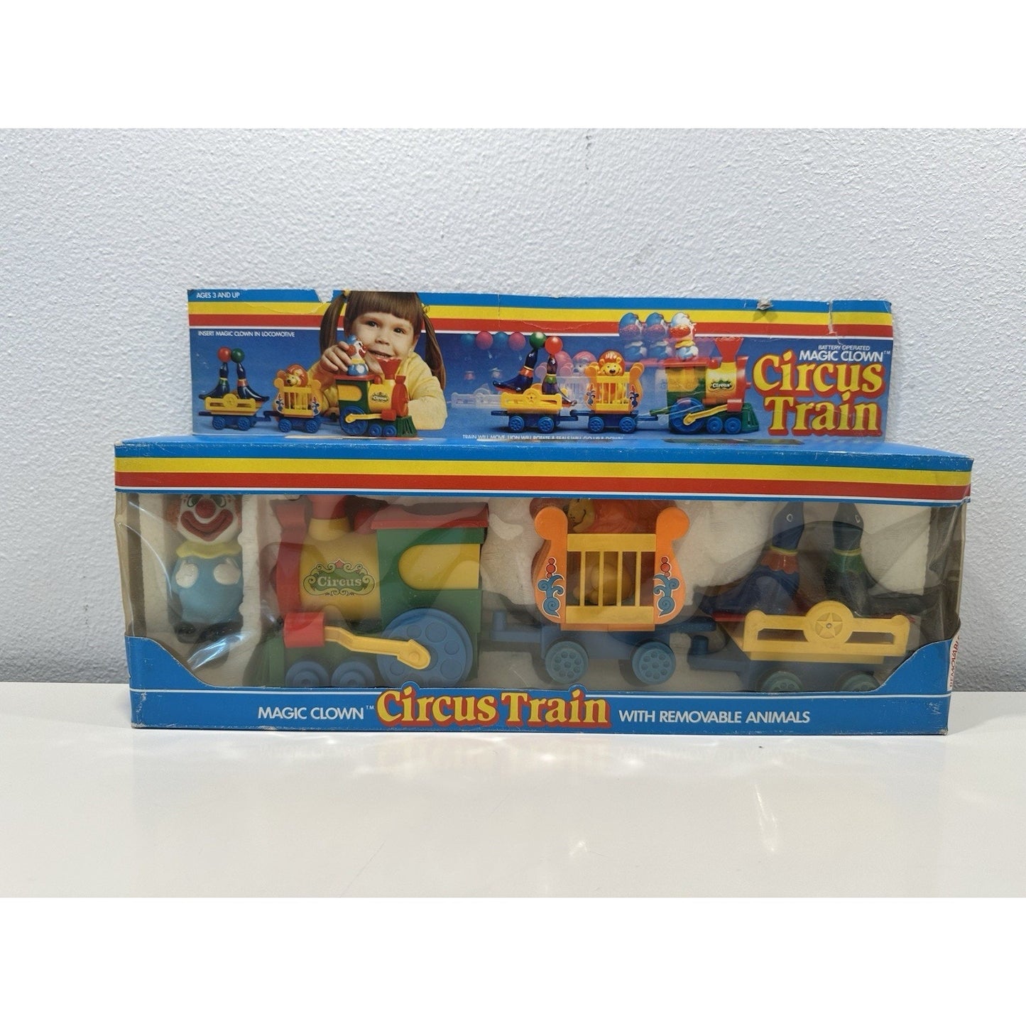 VINTAGE *NEW* 1981 Astra Magic Clown Circus Train w Removable Animals