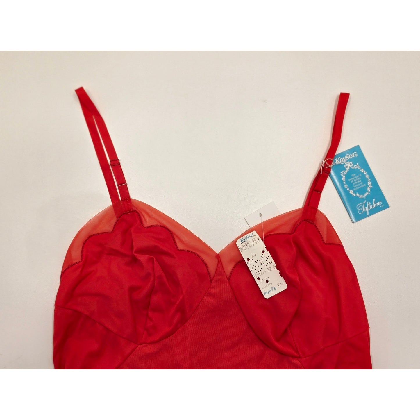 VINTAGE *NEW* 1960's Kayser Women's Red Long Slip 100% Nylon Size 32