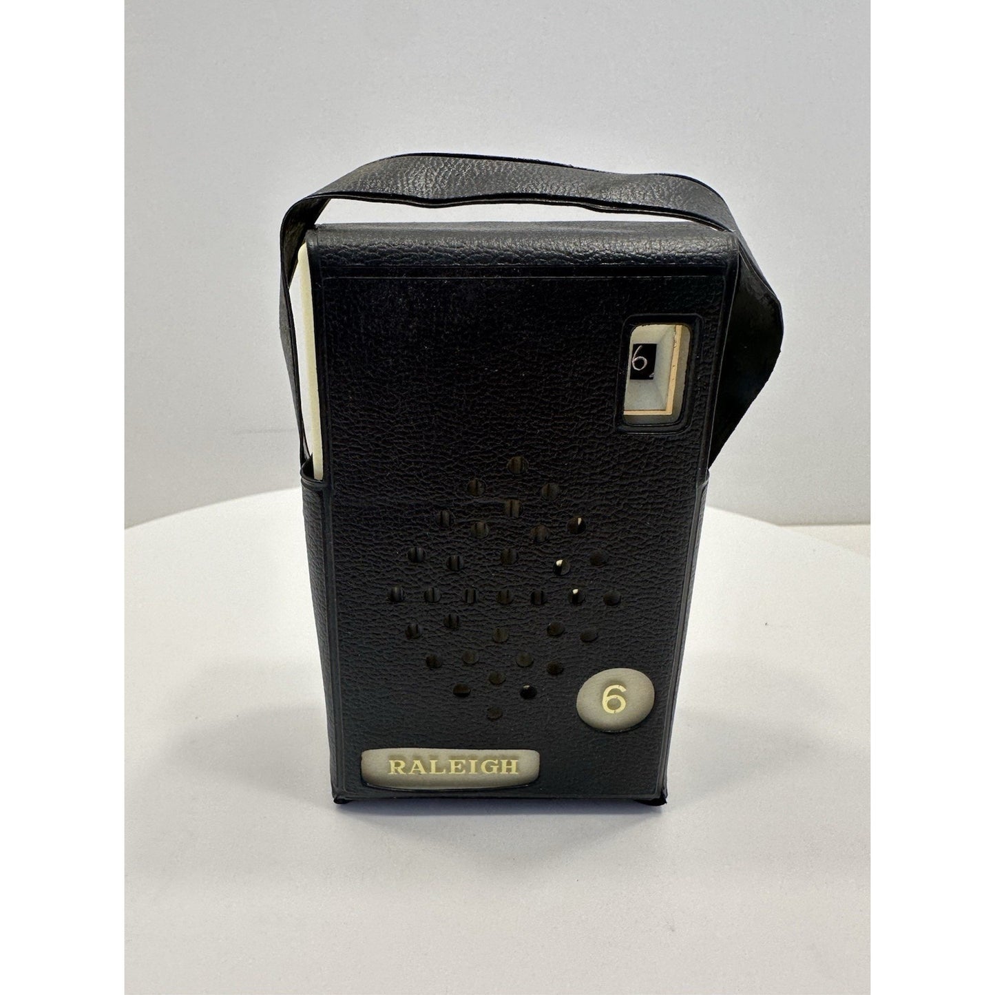 VINTAGE *NEW* 1960's/1970 Raleigh 6 Model#612 Transistor Radio/High Sensitivity