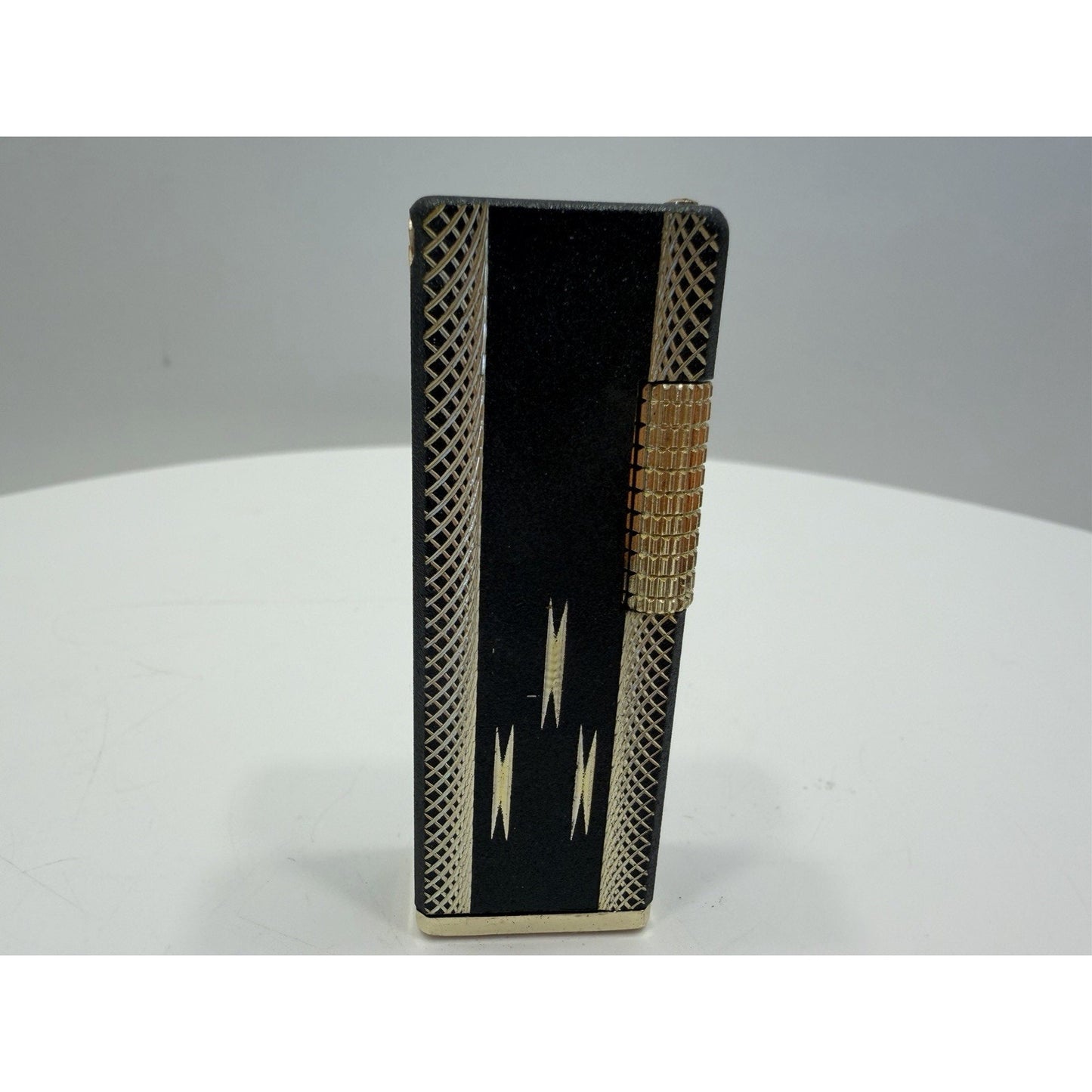 VINTAGE *NEW* 1950's Imperial Black/Gold Super Lighter