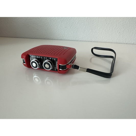 VINTAGE *NEW* 1970's Four Star FS-7 Solid State Radio in Red