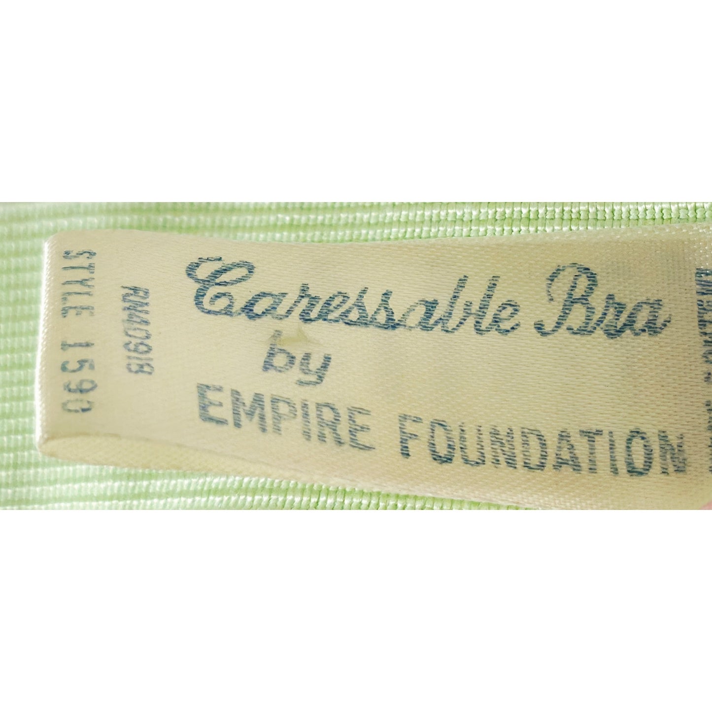 VINTAGE *NEW* 1960's Empire Foundation Women's Green Lace Push Up Bra Size 34A