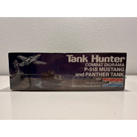 VINTAGE *NEW* Monogram Tank Hunter Combat Diorama