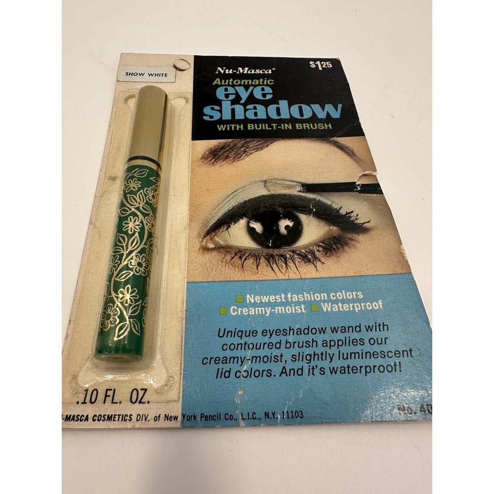 VINTAGE *NEW* 1970's Nu-Masca Eye Shadow w/Brush in Snow White
