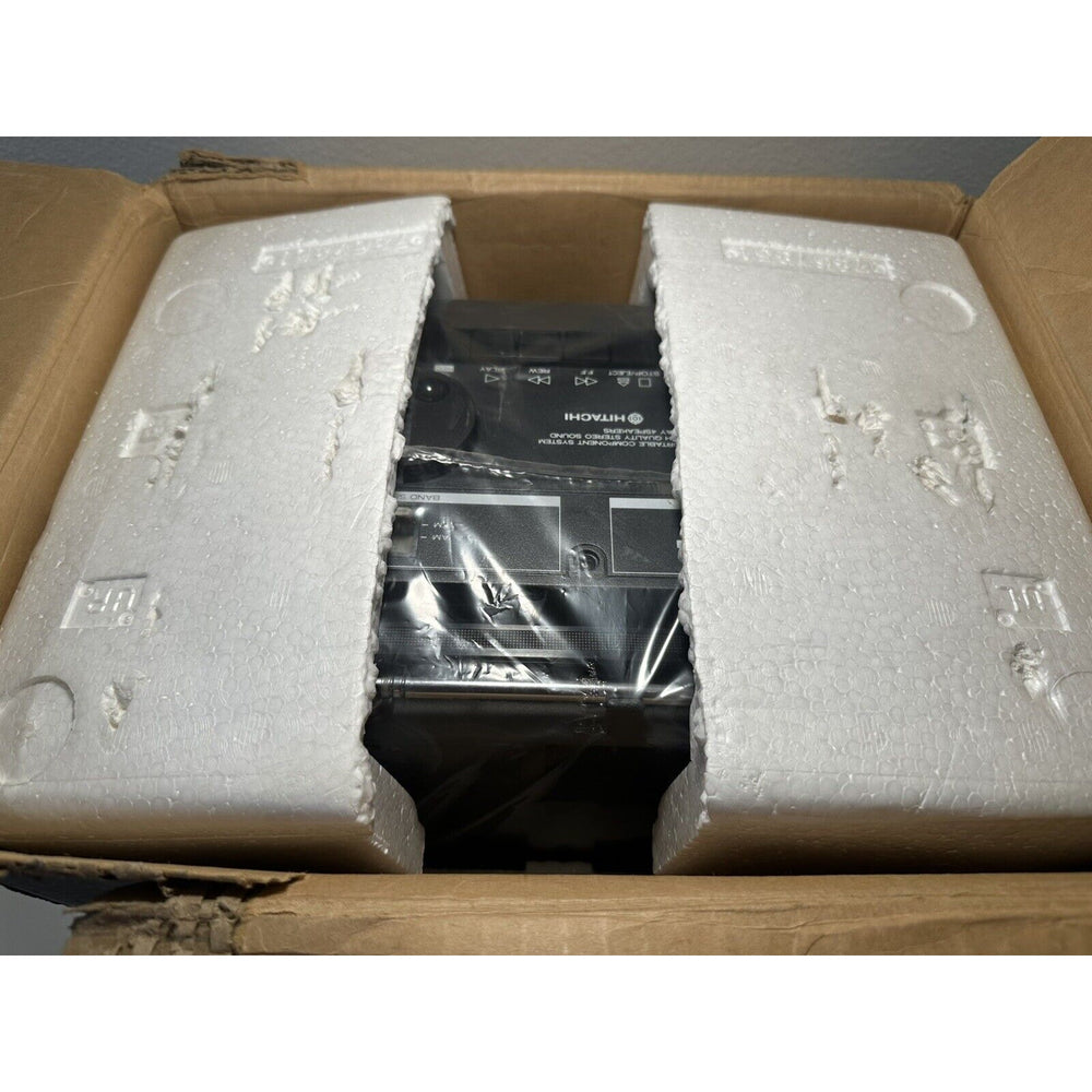 VINTAGE *NEW* 1980 Hitachi TRK-930H Speakers Cassette AM/FM Stereo