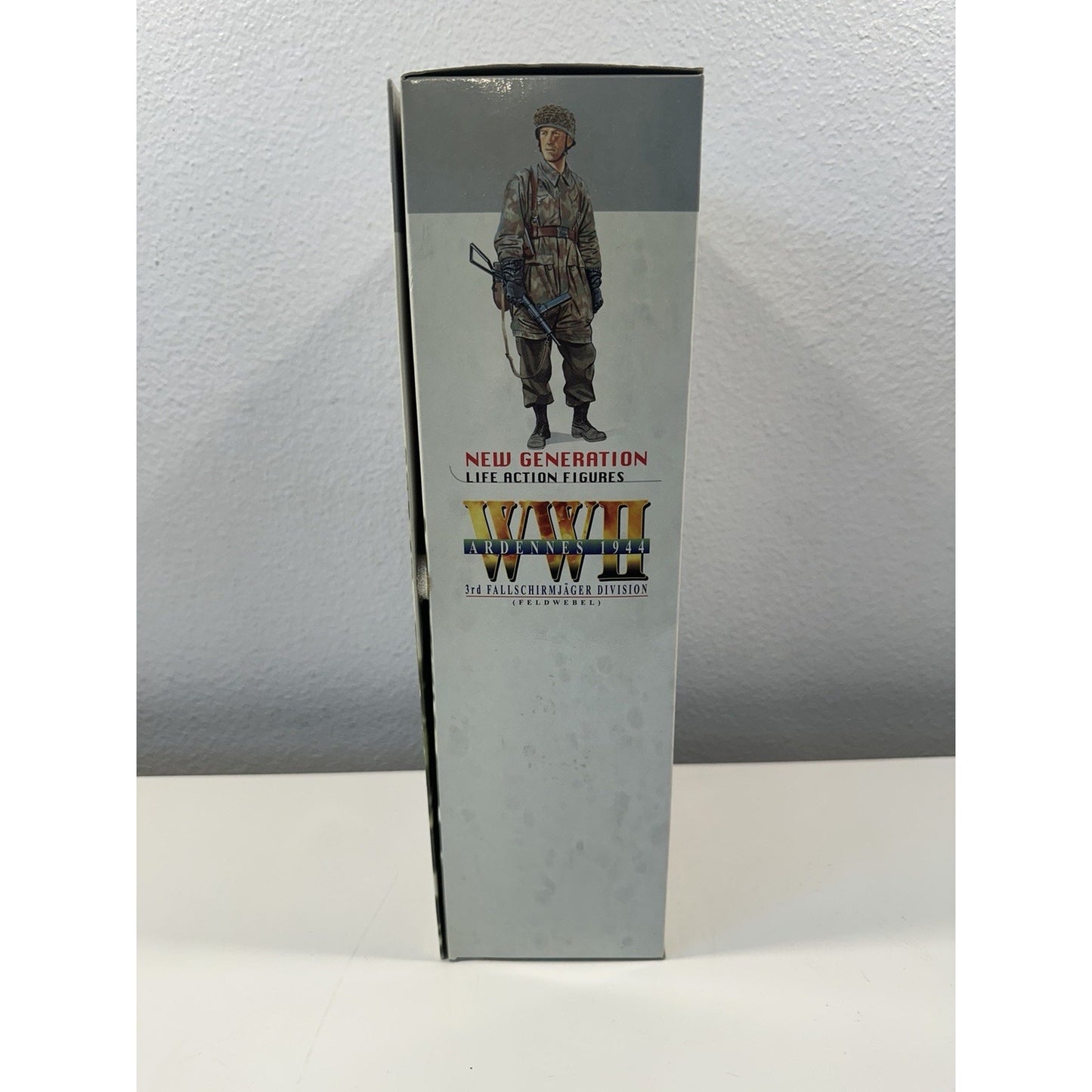 VINTAGE *NEW* Dragon WWII "Meyer" Ardennes 1944 Action Figure