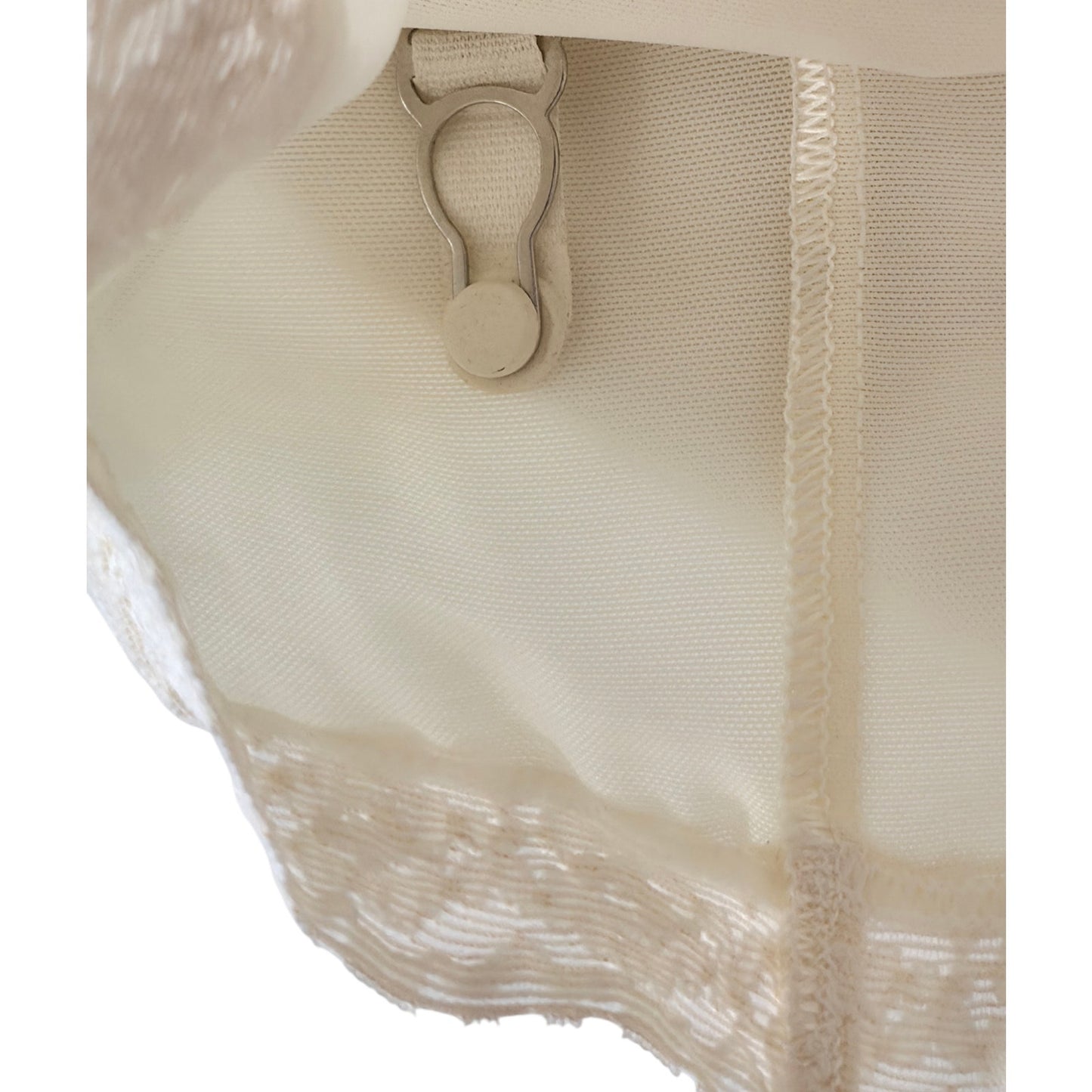 VINTAGE *NEW* 1960's Women's Cream High-Waisted Girdle with Garters Size S USA