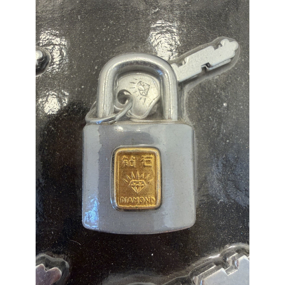 VINTAGE *NEW* 1960'S Diamond Brand Padlock 2 Keys Entire Display/Set of 12