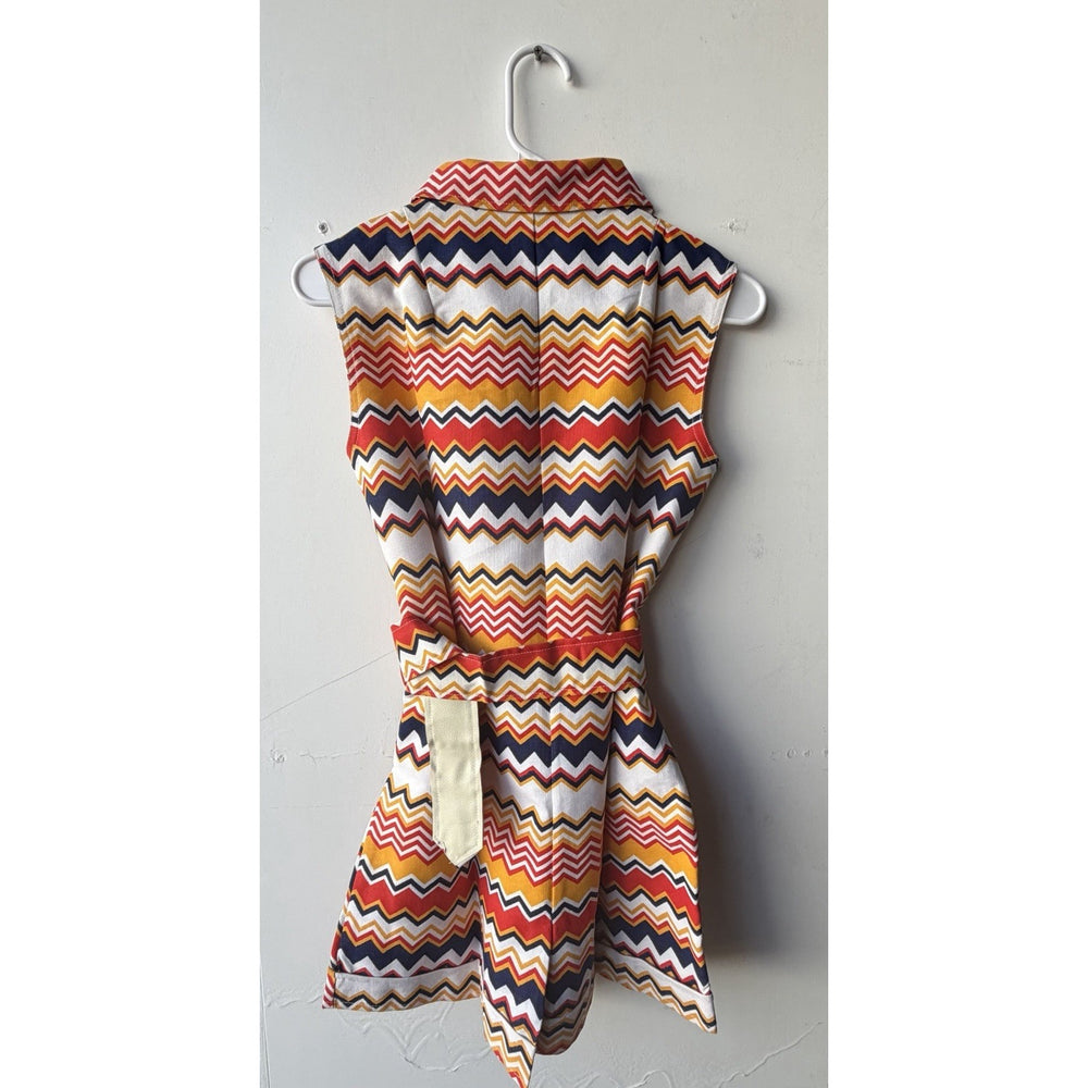 VINTAGE *NEW* 1960's Chevron Print Romper with Belt Size 12 (Fits like 4-6)