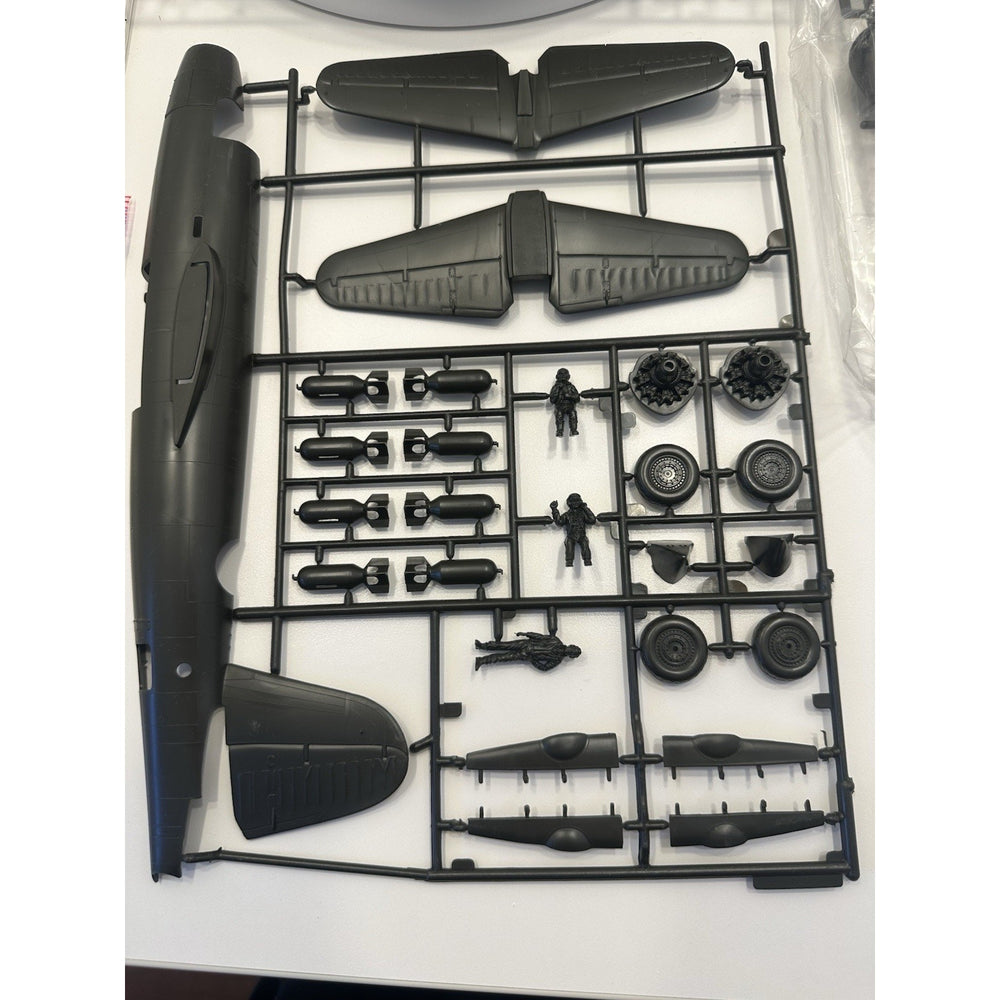 Monogram 1/48 #5506 USAF B-26 Martin Marauder Bomber USAF
