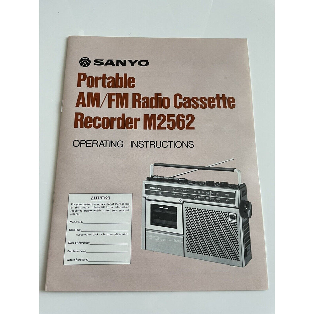 VINTAGE *NEW* Sanyo M2562 am/fm Portable Tape Recorder Boom Box