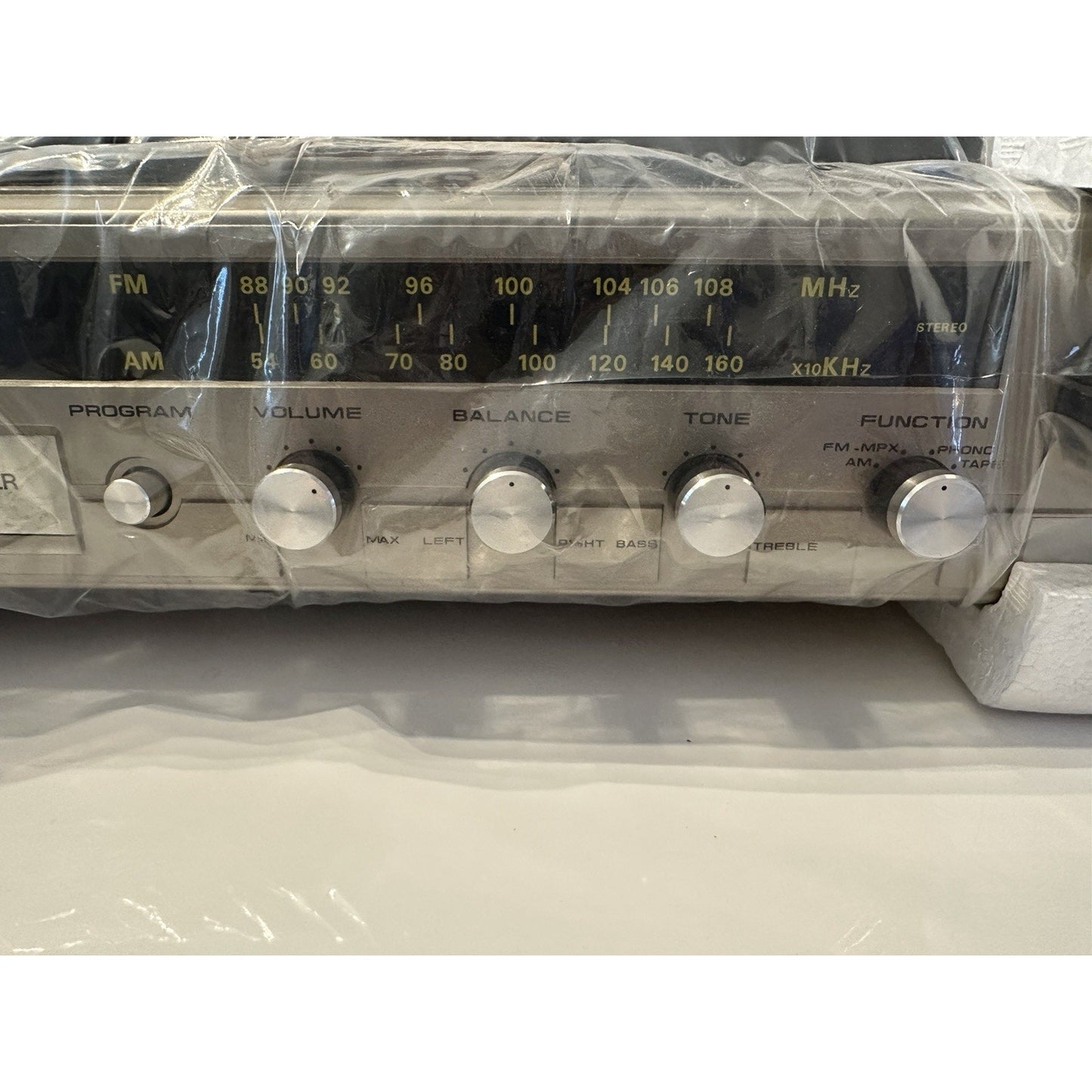 VINTAGE *NEW* 1970's Electrobrand 6544 AM/FM Stereo Receiver 8 Track Player