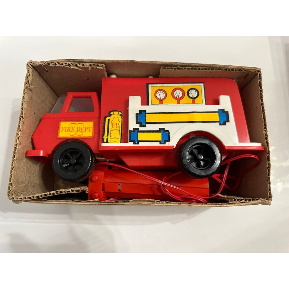 ViNTAGE *NEW* 1970's Durham's Rescue 1 Fire Truck w/Remote Control