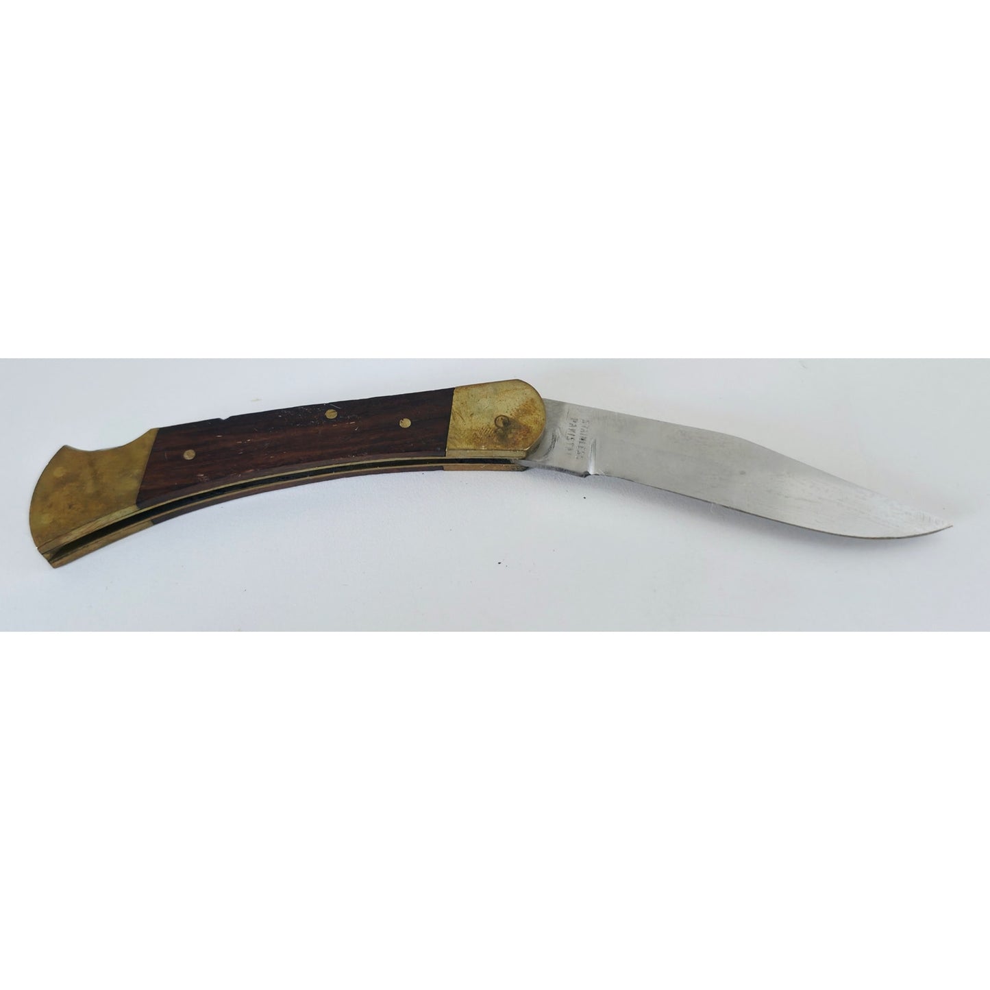 VINTAGE *NEW* 1960's Wilderness II Stainless Steel w/Wooden Handle Pocket Knife