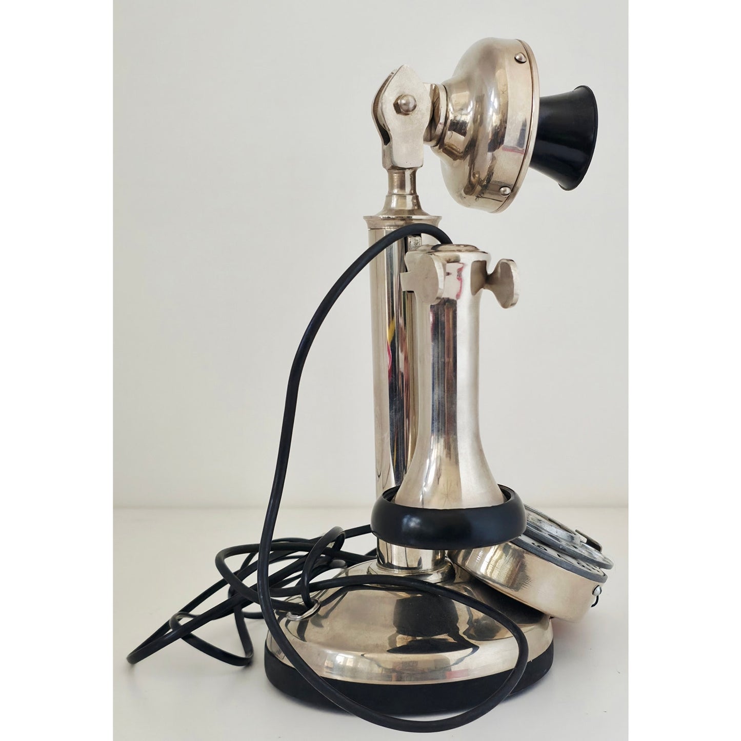 VINTAGE *PRISTINE* Art Thang Candlestick Rotary Dial Spanish Telephone Restored