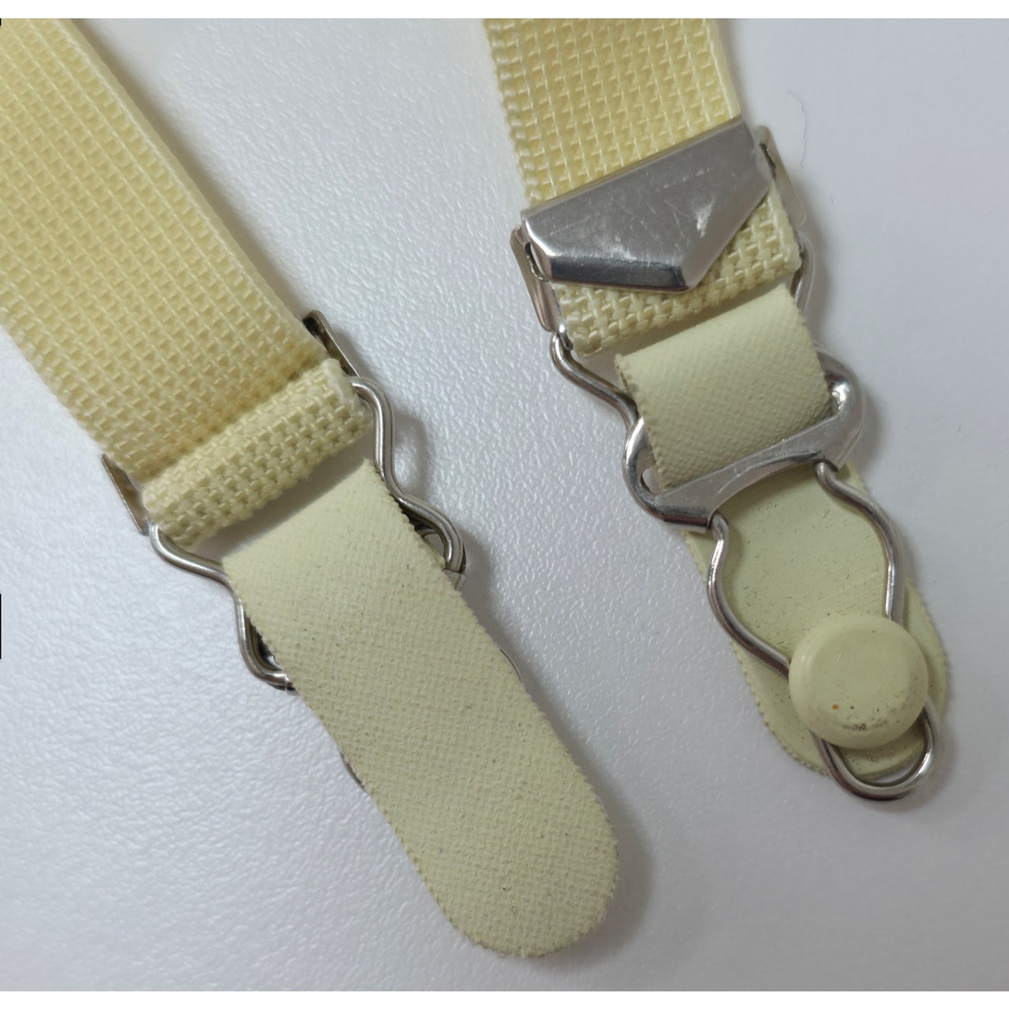 VINTAGE *NEW* 1950's Women's Light Yellow Garter with Flowers Size L Lot of 3