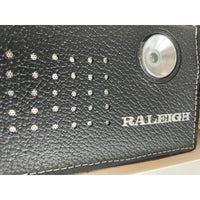 VINTAGE 1960's *PRISTINE * Raleigh 15 Model 1540 AM Transistor Radio with Case