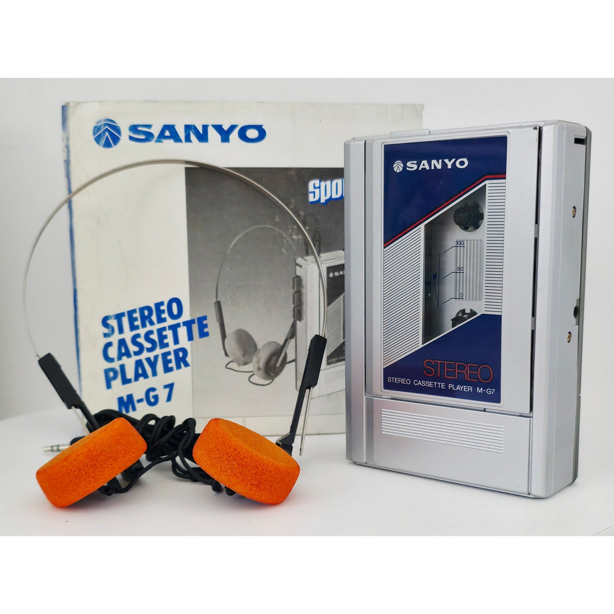 VINTAGE *NEW* 1983 Sanyo M-G 7 Sportster Stereo Cassette Player | Walkman