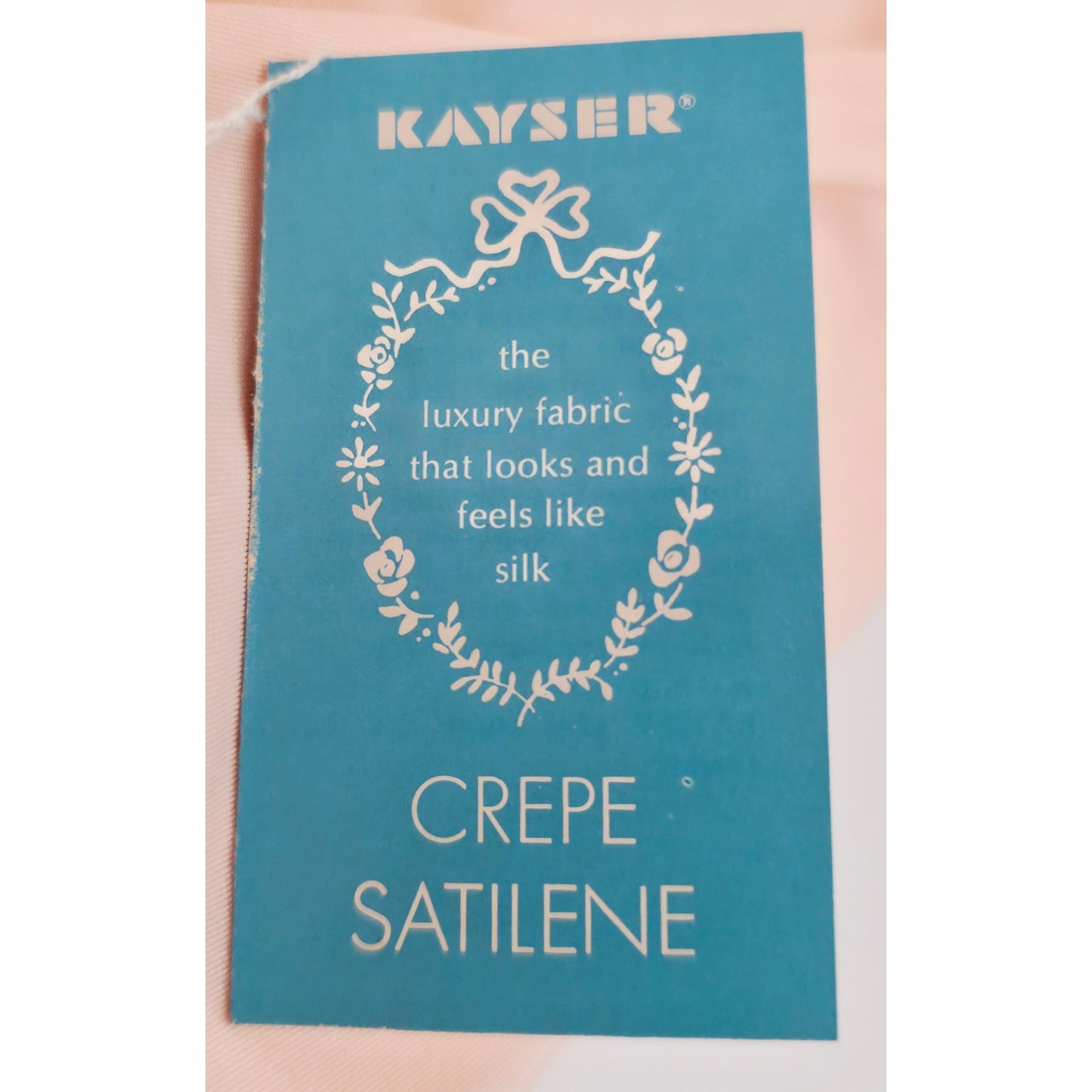 VINTAGE *NEW* 1960's Kayser Women's Light Peach with Lace Trim Long Slip Size S