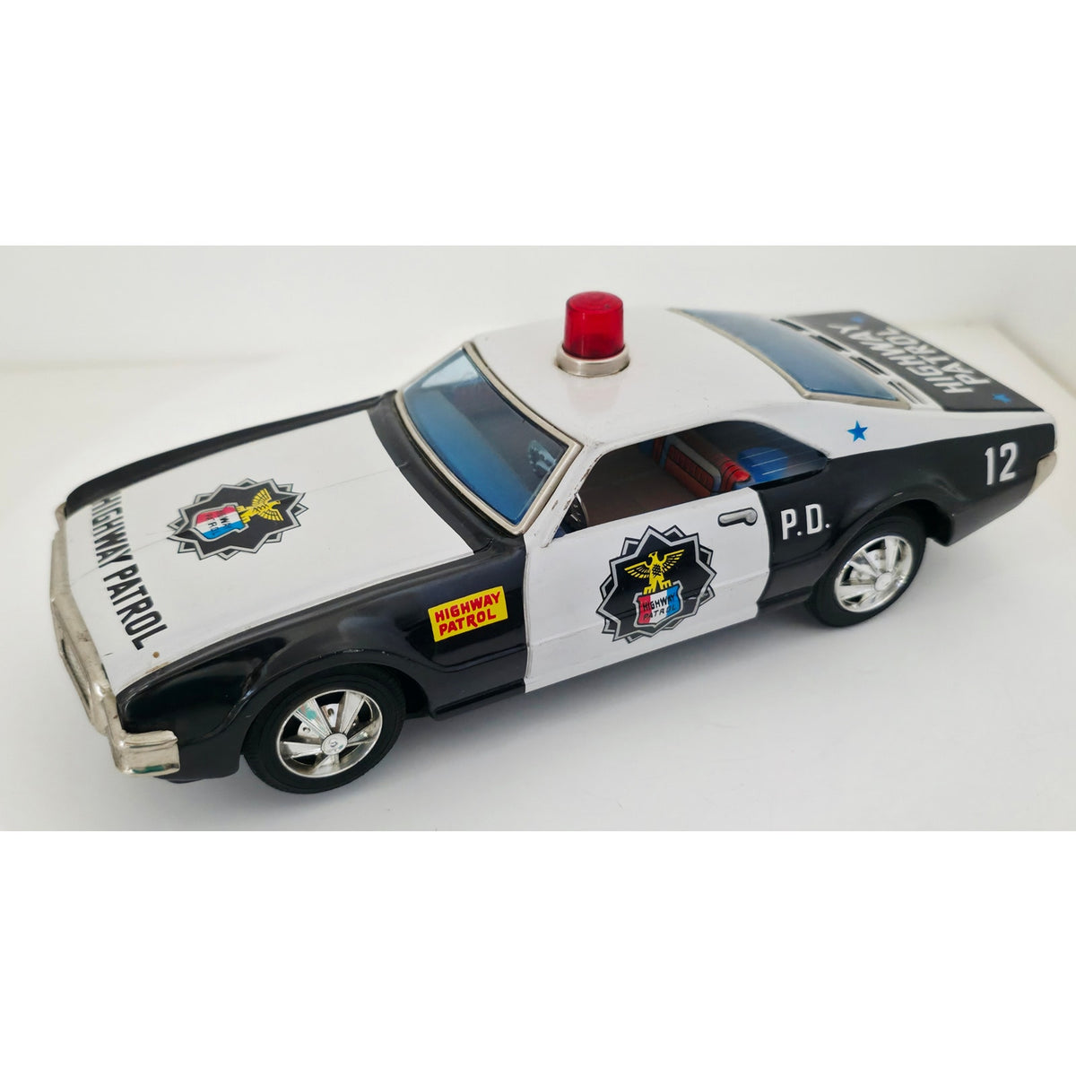 VINTAGE *PRISTINE* 1970's Highway Patrol P.D. 12 Police Battery Operated Toy Car