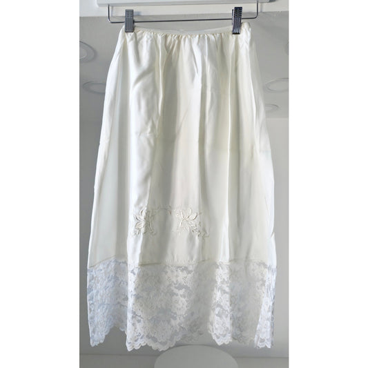 VINTAGE *NEW* 1960's Women's White Slip with White Lace Trim  Size M