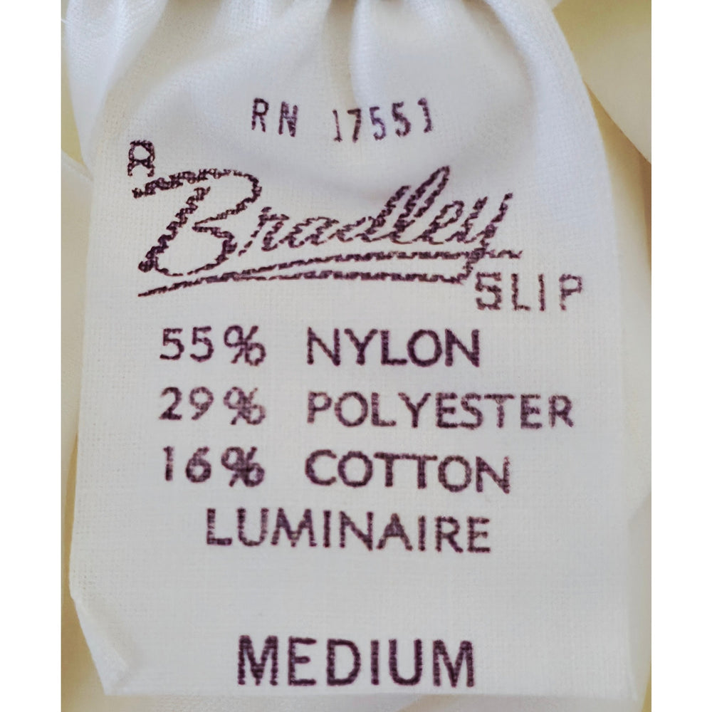 VINTAGE *NEW* 1960's Bradley Women's White with Flower Design Half Slip Size M
