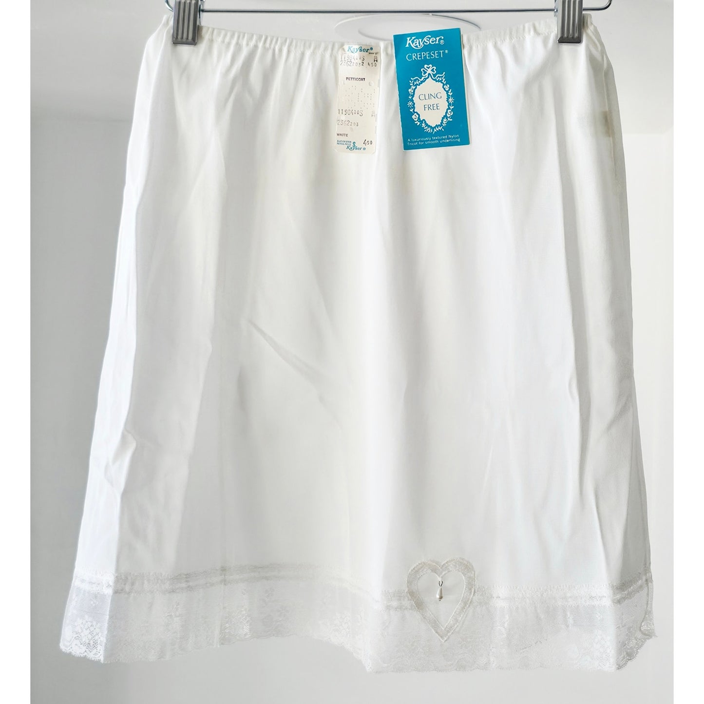 VINTAGE *NEW* 1960's Kayser Women's White w/Lace Trim & Heart Half Slip Size S