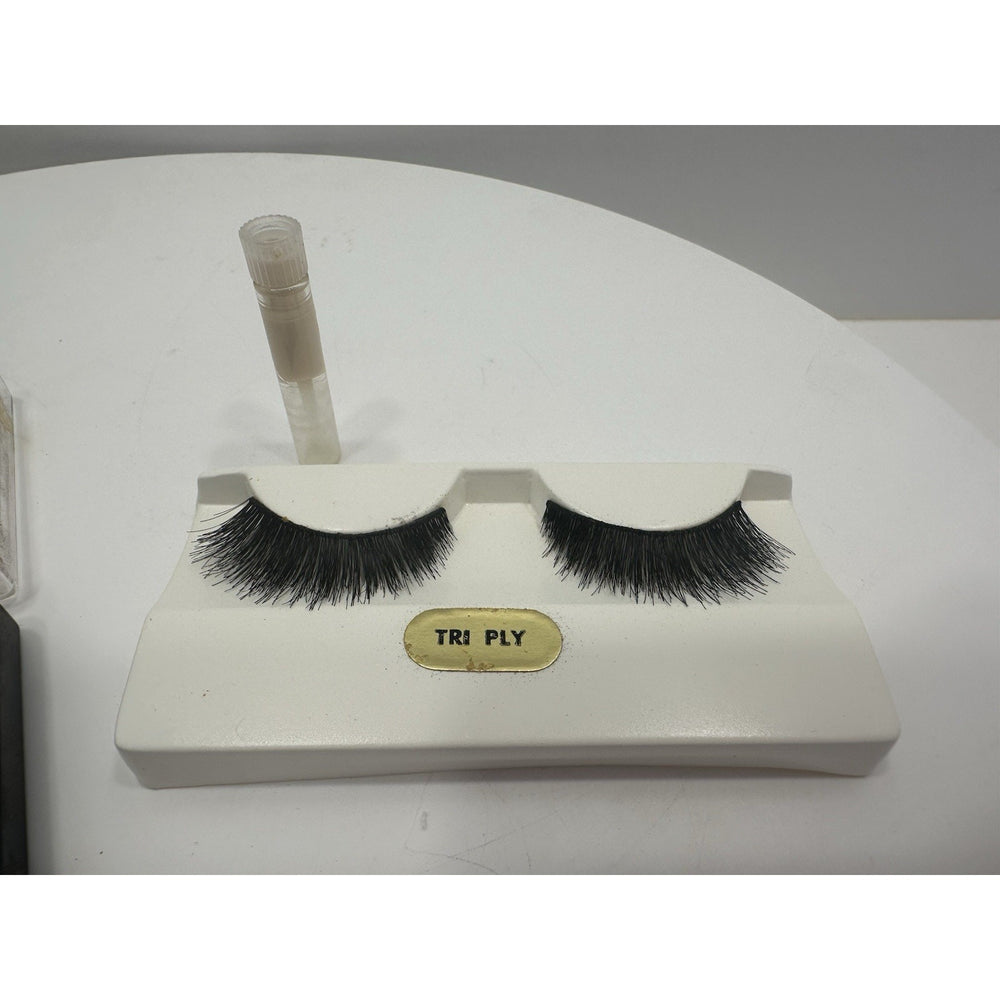 VINTAGE *NEW* 1960'S Nu-Masca 100% Human Hair Pre Trimmed & Feathered Eye Lashes