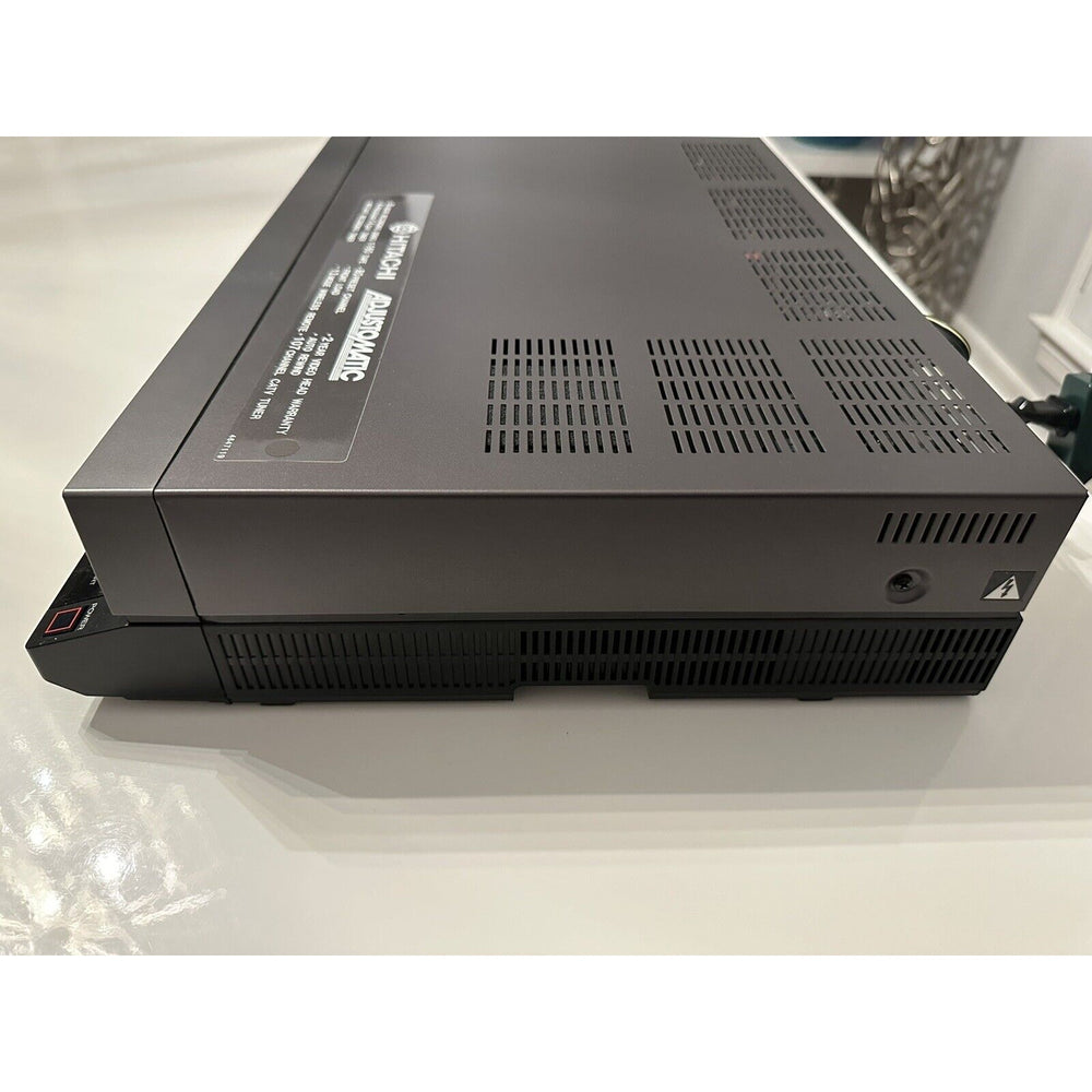 VINTAGE *NEW* 1980's Hitachi VT-73AY Adjustomatic VCR Video Deck