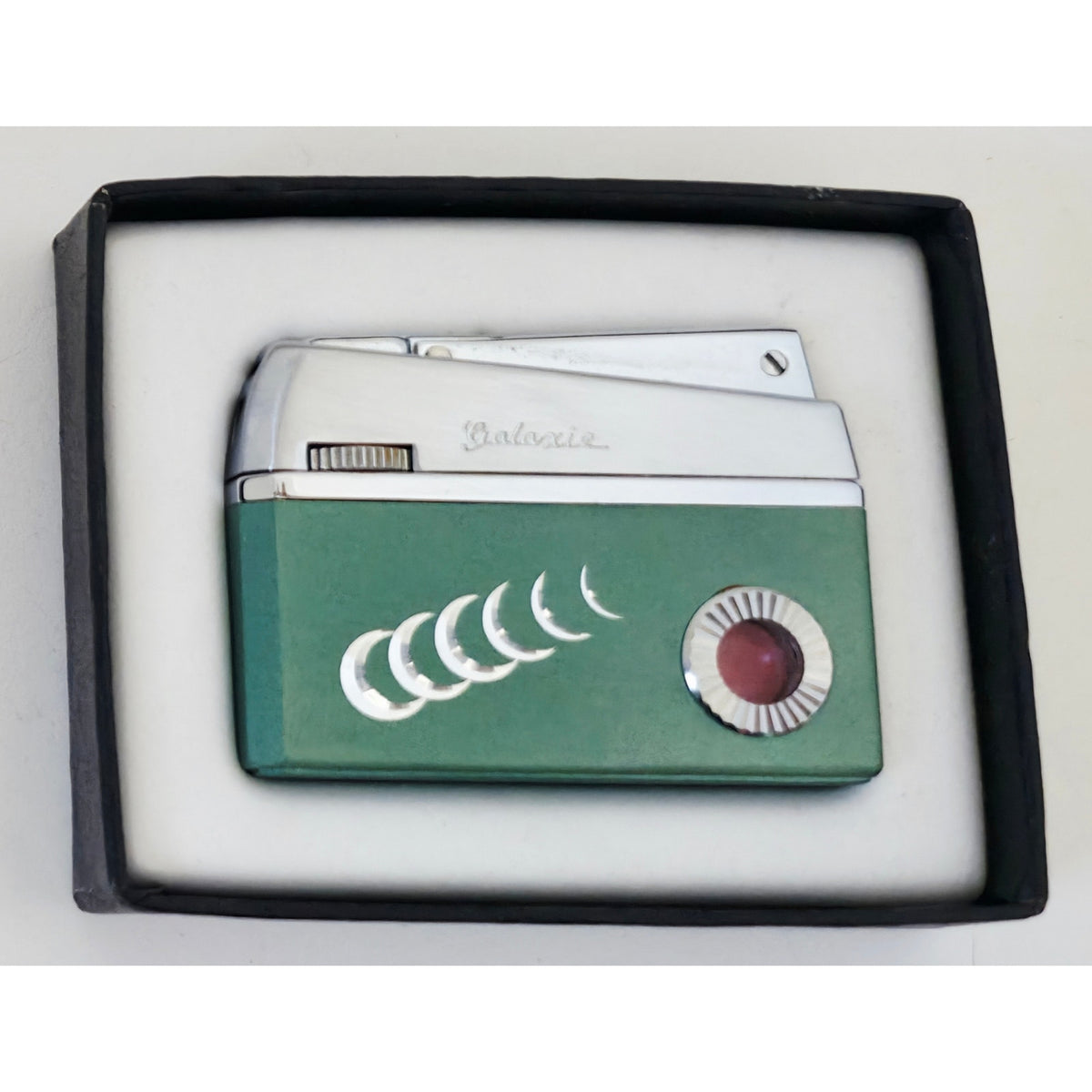 VINTAGE *NEW* 1960's Galaxie Green and Silver Butane Lighter Japan