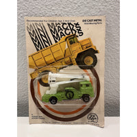 VINTAGE *NEW* Zee Mini Macks Die Cast Metal Green Cherry Picker Truck