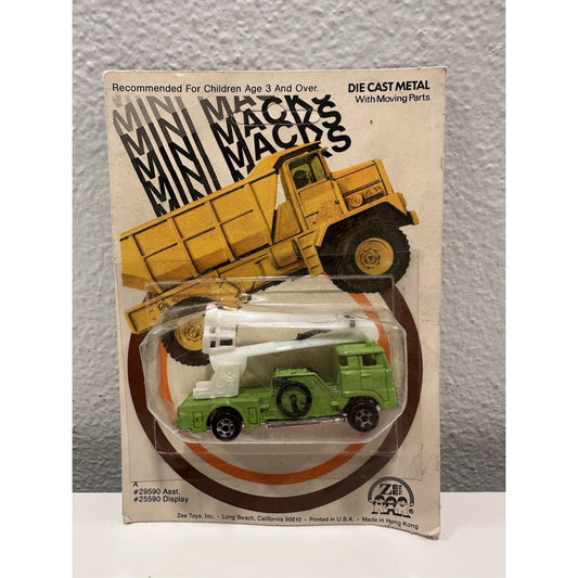 VINTAGE *NEW* Zee Mini Macks Die Cast Metal Green Cherry Picker Truck