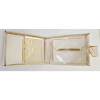 VINTAGE *PRISTINE* 1970's Cream with "P" Initial Bi-Fold Coin, Photo and Cash Wallet