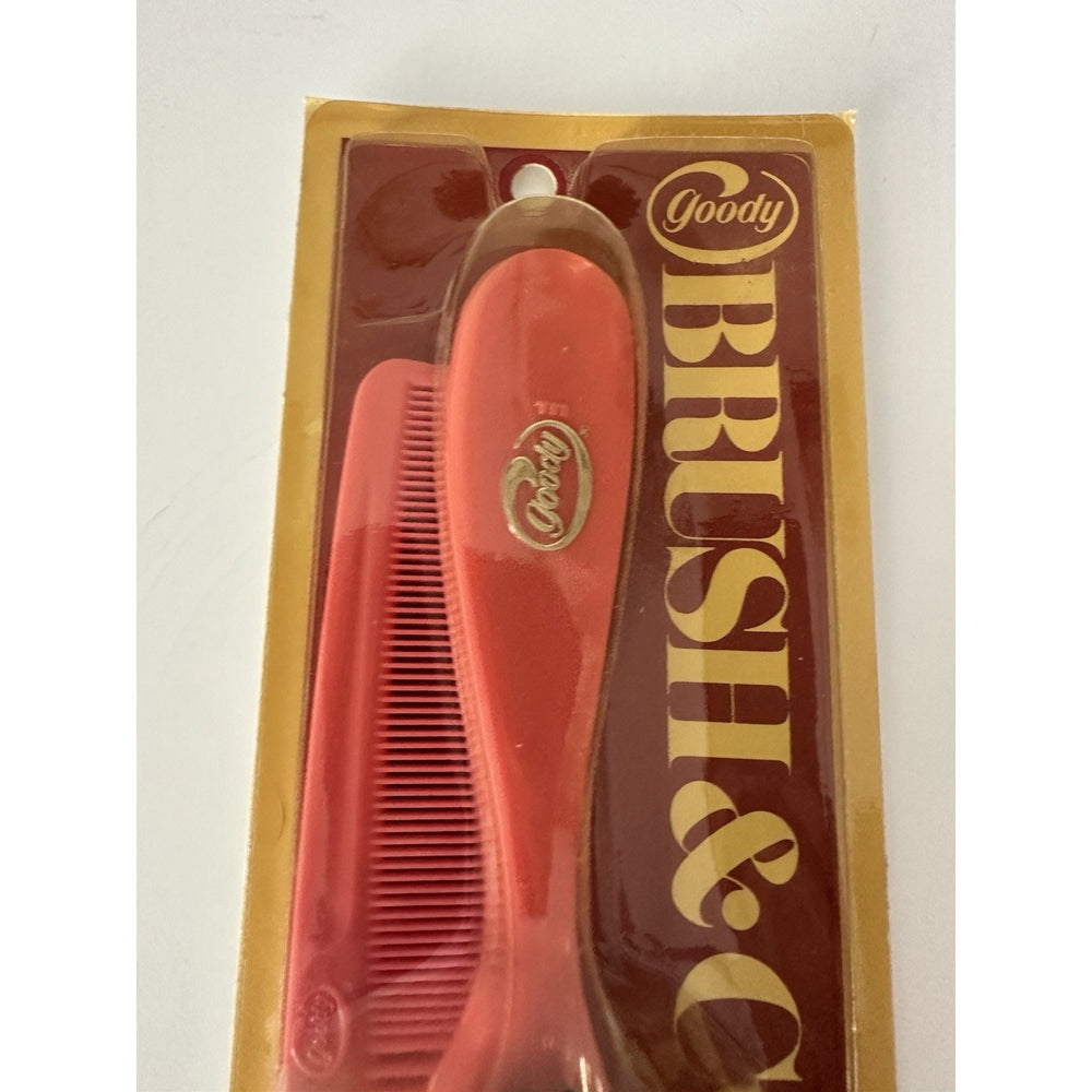 VINTAGE *NEW* 1975 Goody Brush & Comb Boar/Nylon Bristle Matching Set - Pink