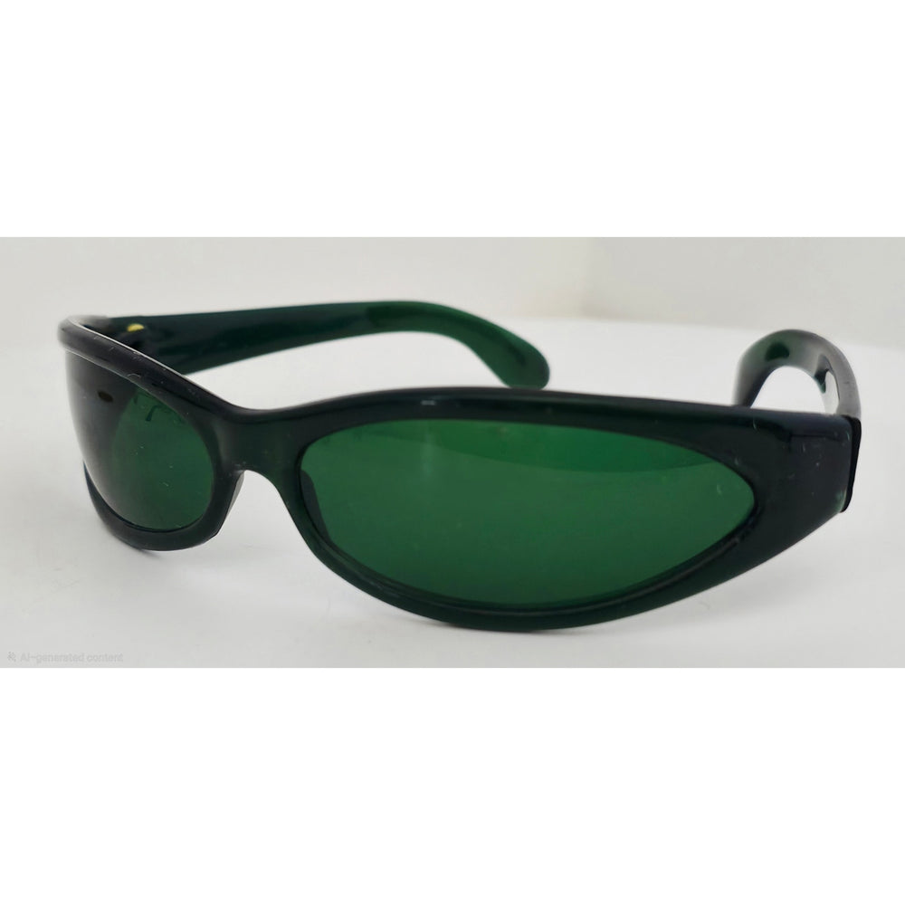 VINTAGE *NEW* 1970's Glam Unisex Thin Black Frame with Green Lens Sunglasses