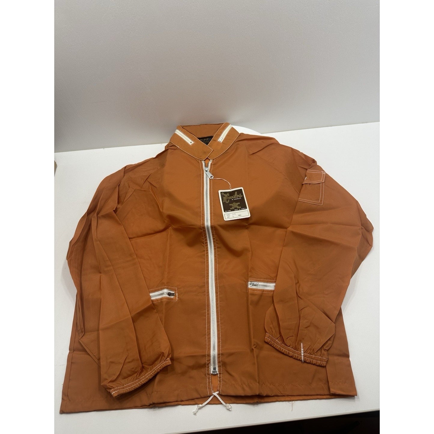 VINTAGE *NEW* 1970's Caribu Men's Nylon All Weather Zip Hood Jacket - Large