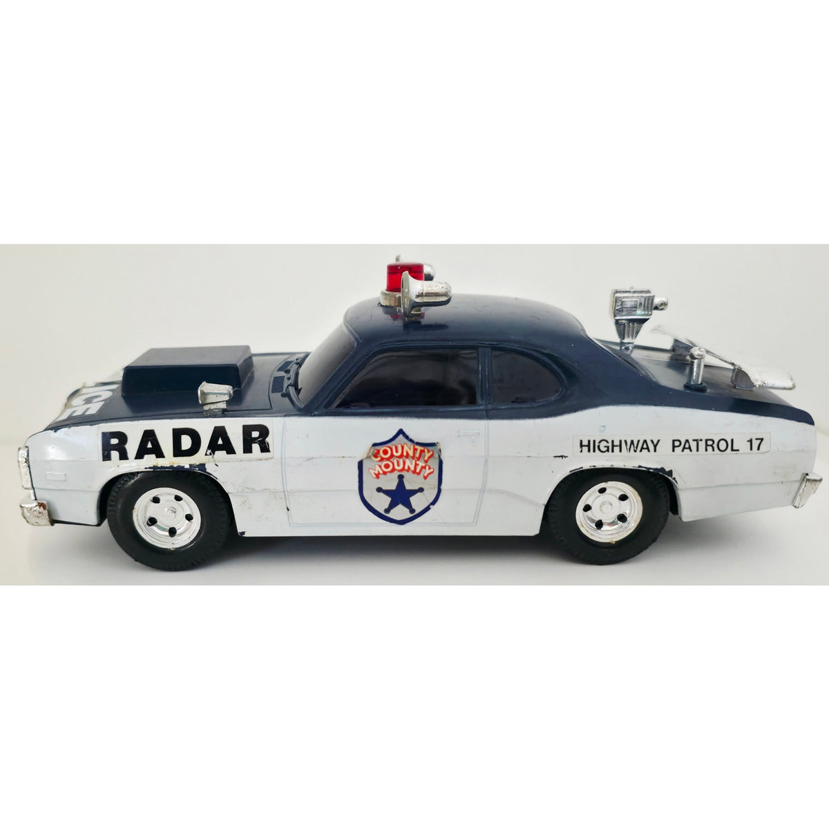 VINTAGE *PRISTINE* 1971 J.J. Toy Co. Radar Police Battery Highway Patrol Car