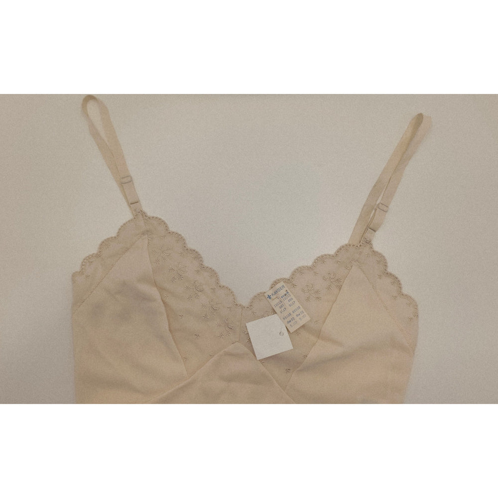 VINTAGE *NEW* 1960's Kayser Cream 100% Nylon Lace Trim Slip Size S (32)
