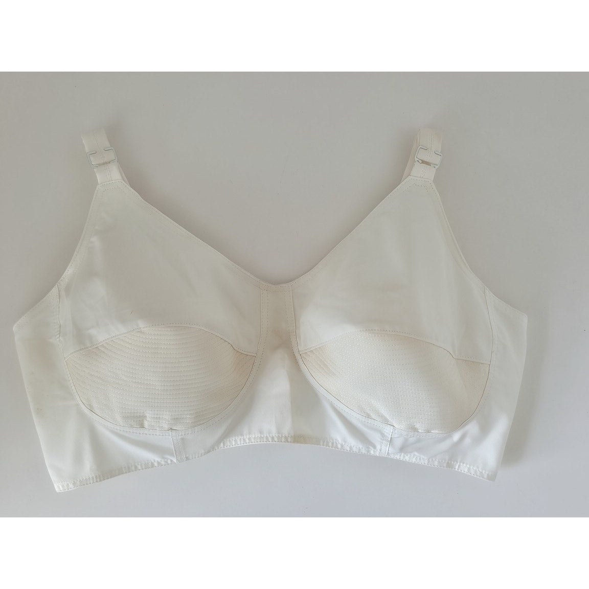 VINTAGE *PRISTINE* 1960's Miss Peachtree Women's White Cotton Bra Size 40C